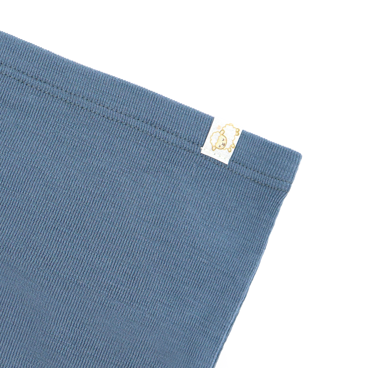 100% fine merino snood