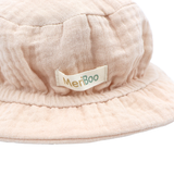 "Soft Breeze" hat made of 100% organic muslin with an extended back to protect the neck
