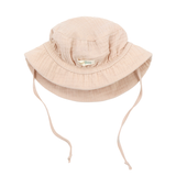 "Soft Breeze" hat made of 100% organic muslin with an extended back to protect the neck