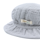 "Soft Breeze" hat made of 100% organic muslin with an extended back to protect the neck