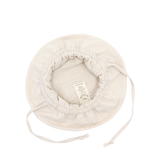 "Soft Breeze" hat made of 100% organic muslin with an extended back to protect the neck