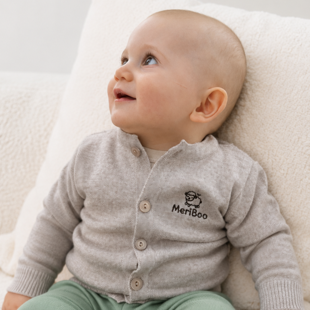 Knitted cardigan made of 100% organic merino wool