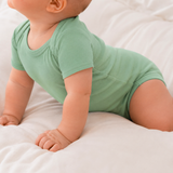 Short-sleeved bodysuit made from 100% certified fine merino wool